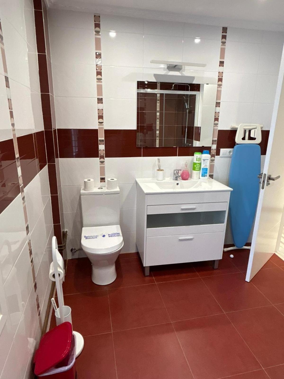Apartamentos El Conde 산토도밍고데라칼사다 외부 사진