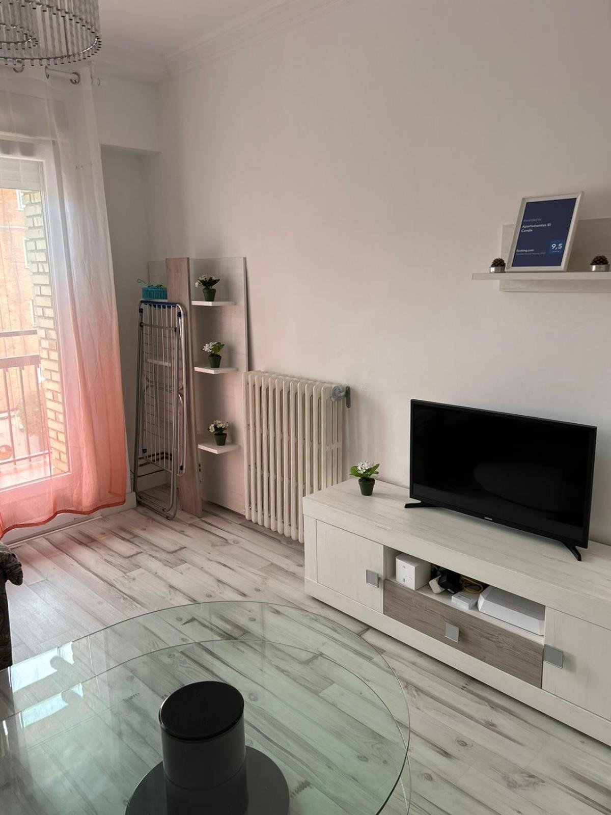 Apartamentos El Conde 산토도밍고데라칼사다 외부 사진